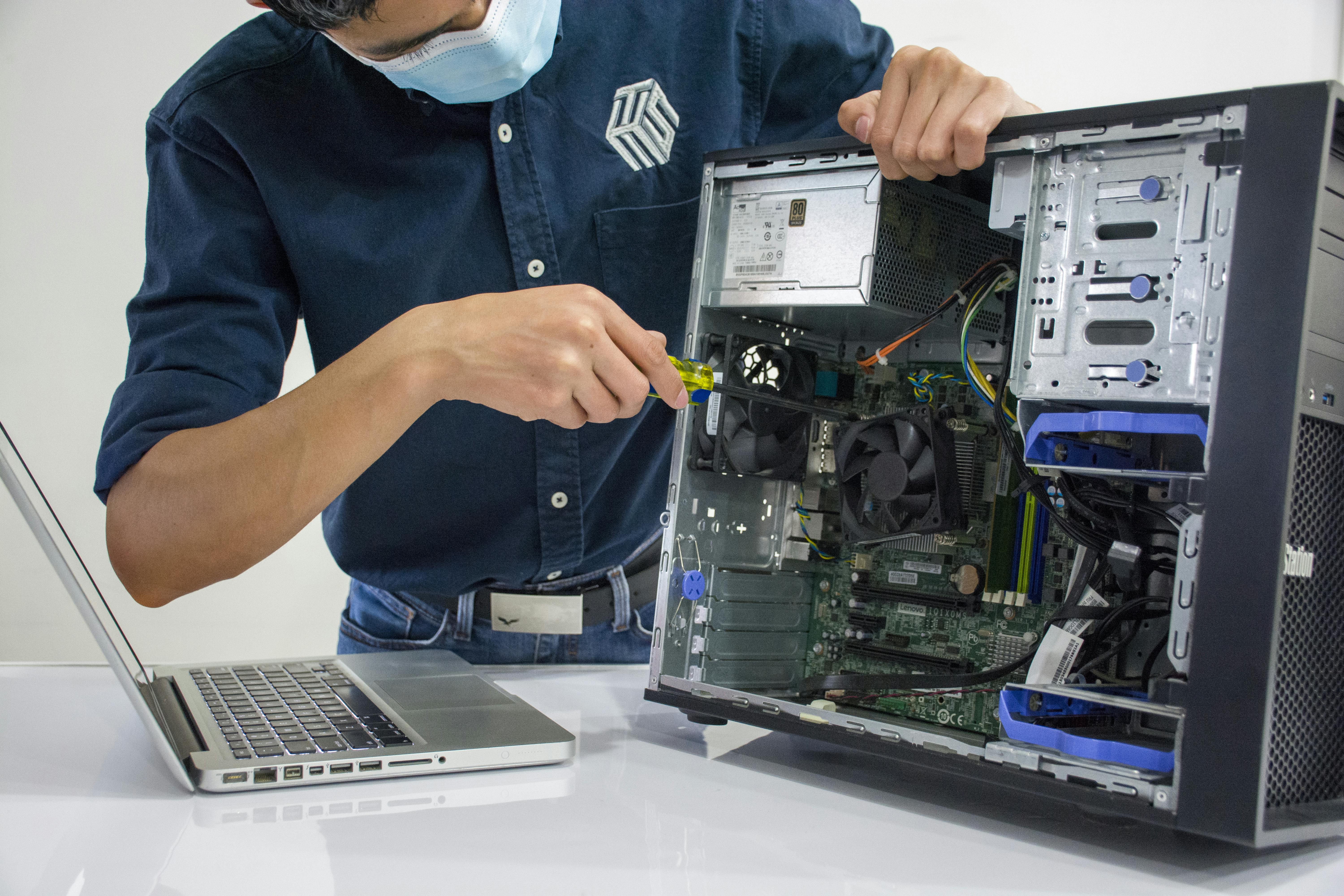 Technicien IT Cares — dépannage informatique à Ahuntsic Montréal