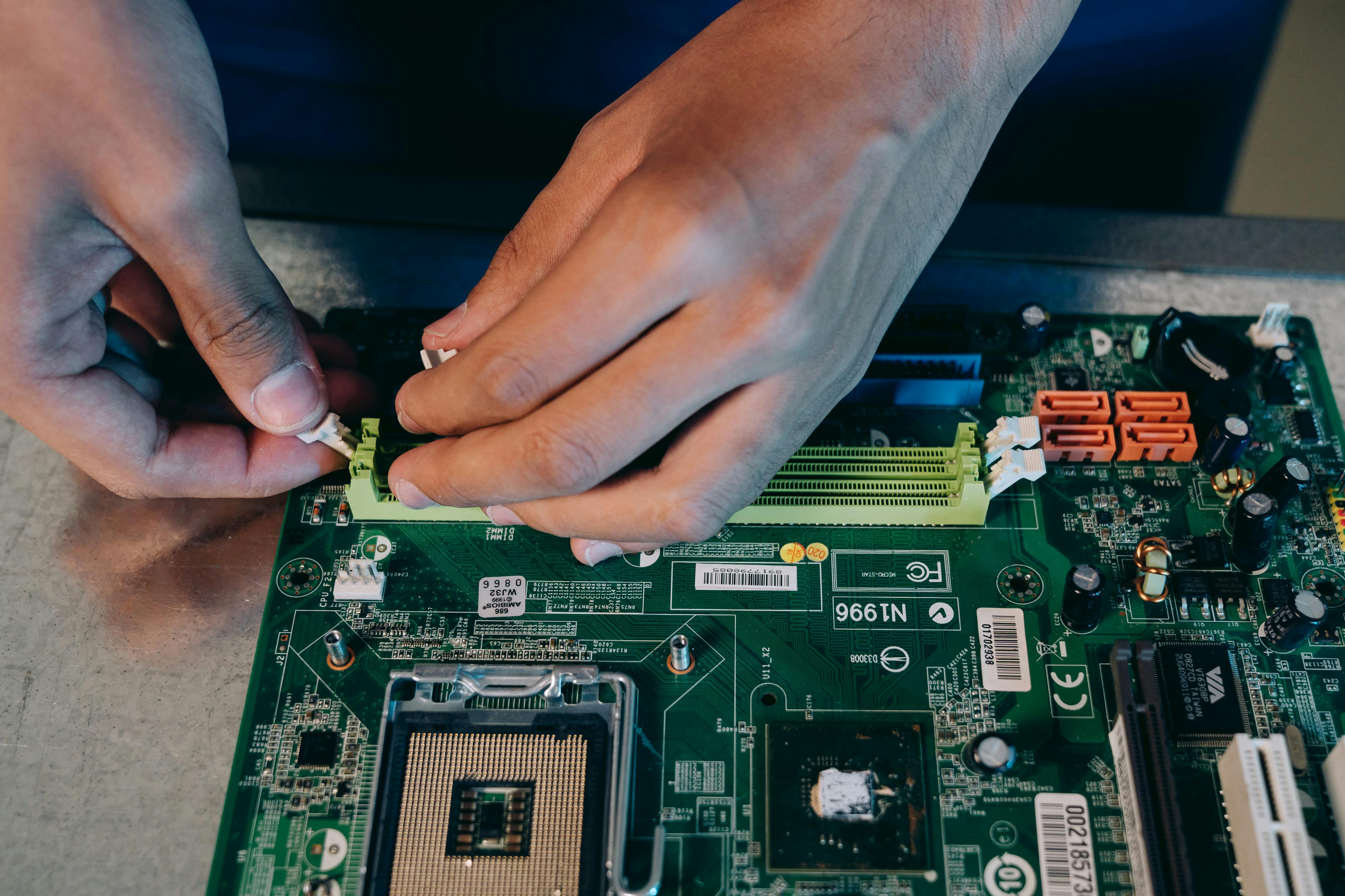 Technicien IT Cares — dépannage informatique à Saint-Eustache