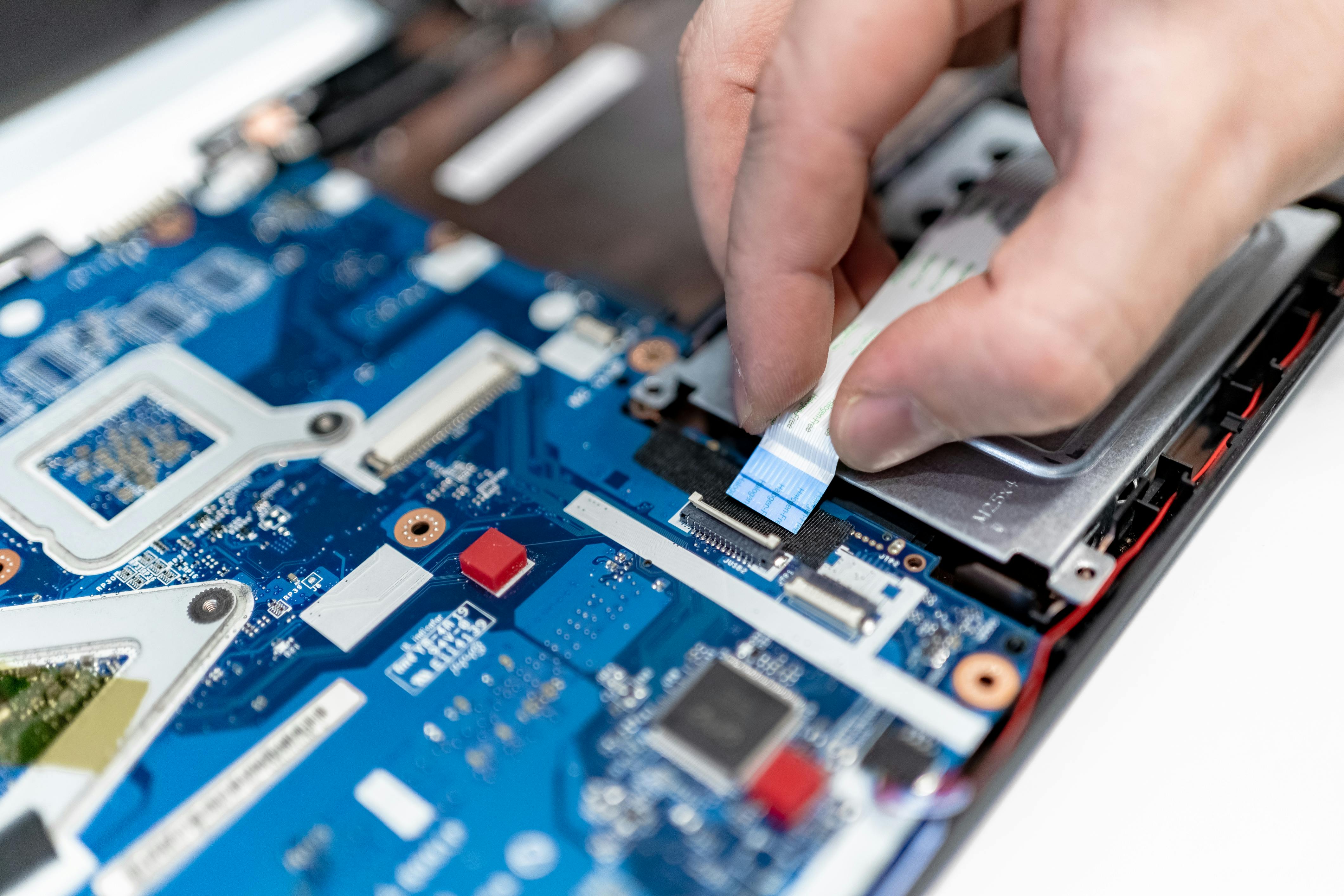 Technicien IT Cares — dépannage informatique à Terrebonne